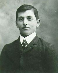 Menno Hoover ca 1905